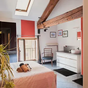 Mi Casa Tu Casa , Pavie Italie